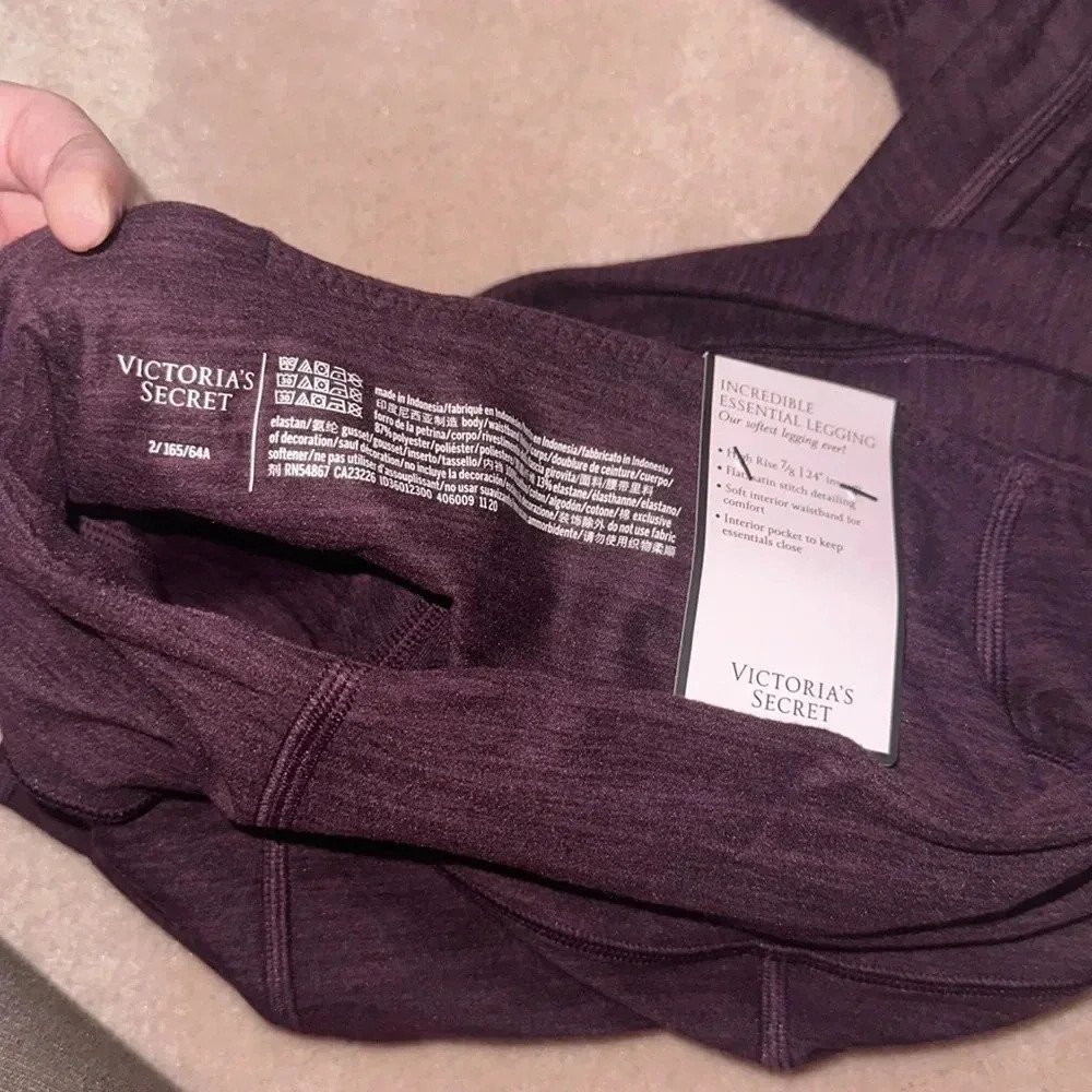 Victoria’s Secret Incredible Essential Leggings High Rise 7/8 Length NWT - Picture 6 of 9